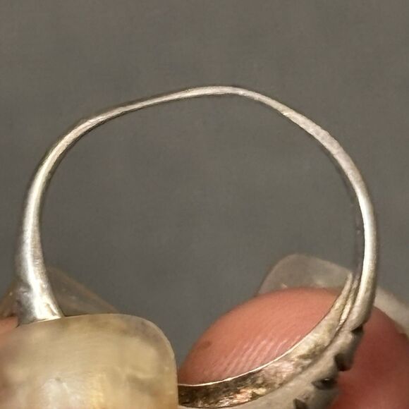 VINTAGE Ribbed Domed Ring Sterling Silver Size 8 1/2 - Picture 7 of 10